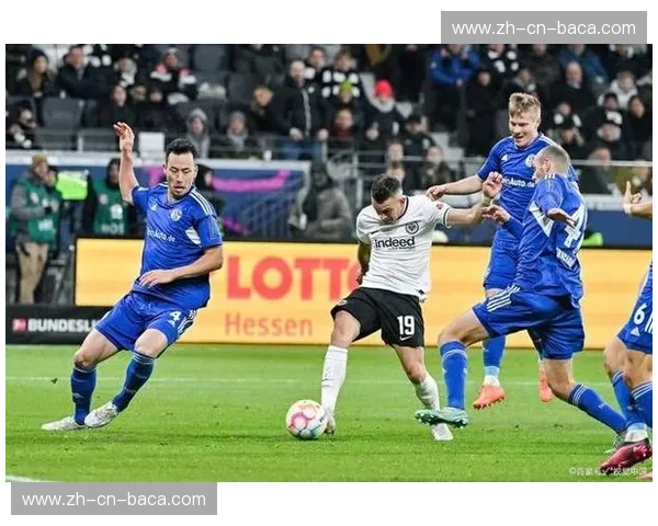 卢顿vs布莱克浦：英冠赛场上的黑马对决与历史恩怨